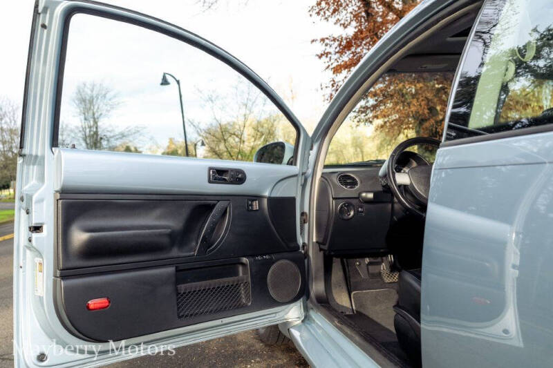 2010 Volkswagen New Beetle