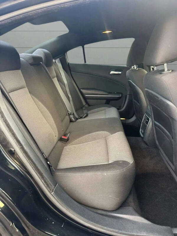 2015 Dodge Charger SE