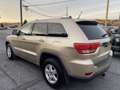 2011 Jeep Grand Cherokee Laredo