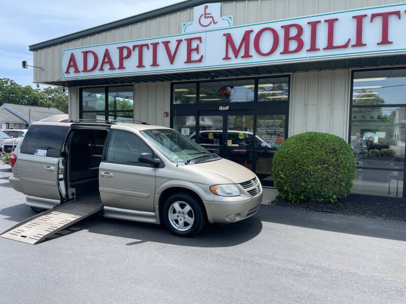 Used 2007 Dodge Grand Caravan SXT with VIN 2D4GP44L87R313340 for sale in Seekonk, MA