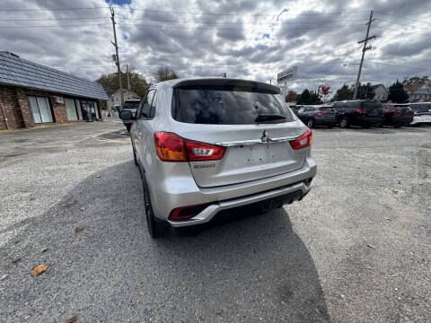 2019 Mitsubishi Outlander Sport SE