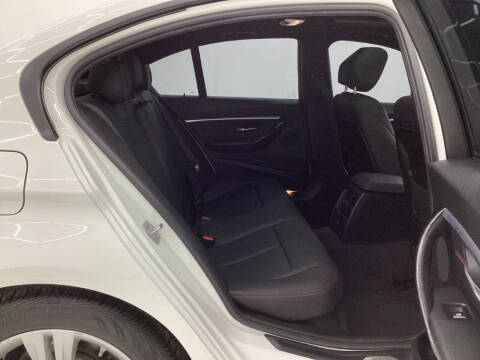 2016 BMW 3 Series 328i