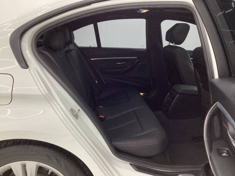 2016 BMW 3 Series 328i