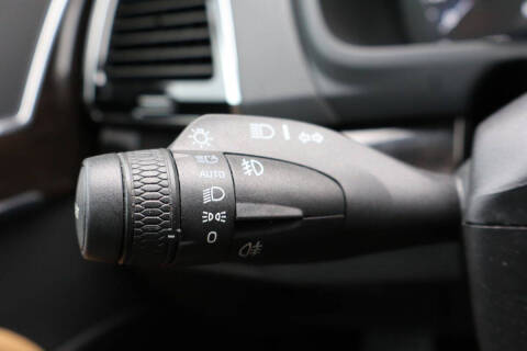 2018 Volvo XC90 T6 Momentum