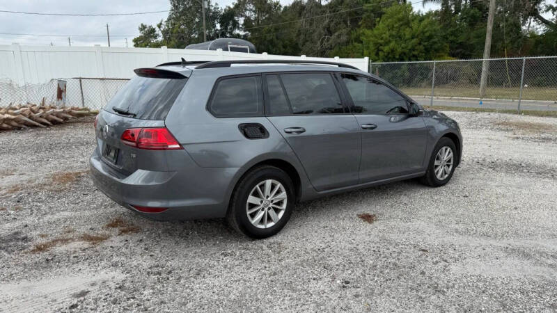 2016 Volkswagen Golf SportWagen