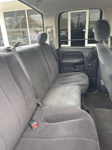 2004 Dodge Ram 2500 SLT