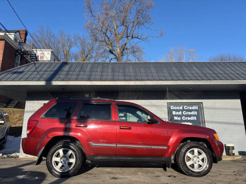 2009 Jeep Grand Cherokee for sale at Auto Credit Connection LLC in Uniontown PA