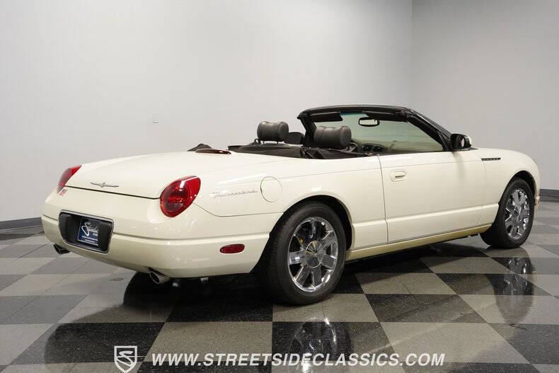 2002 Ford Thunderbird Deluxe