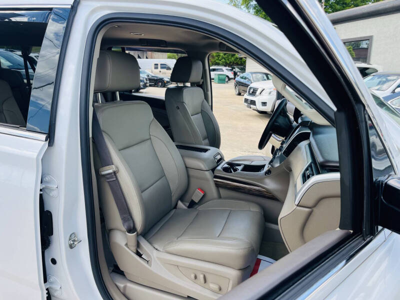 2017 GMC Yukon XL SLT
