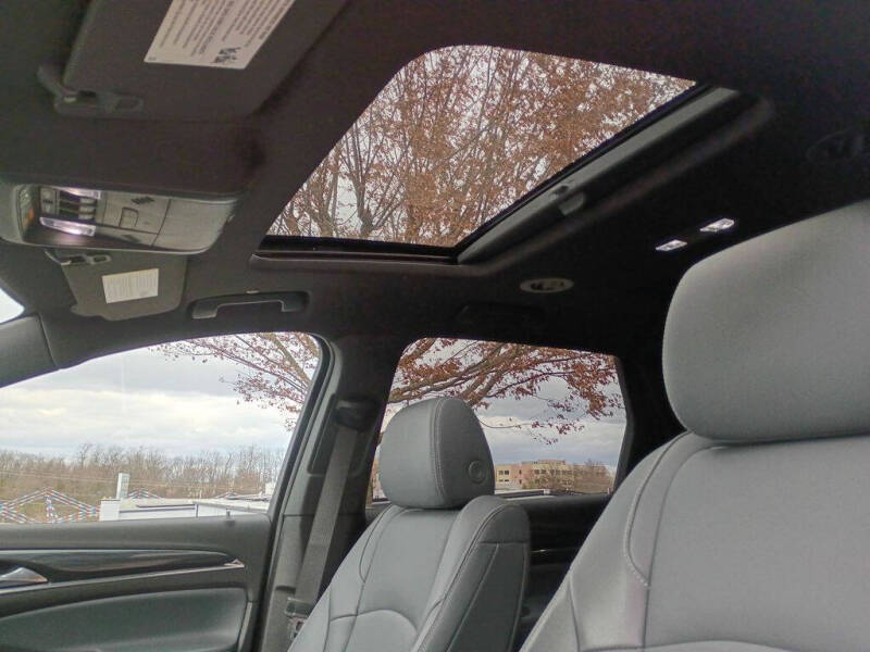 2022 Buick Enclave Essence