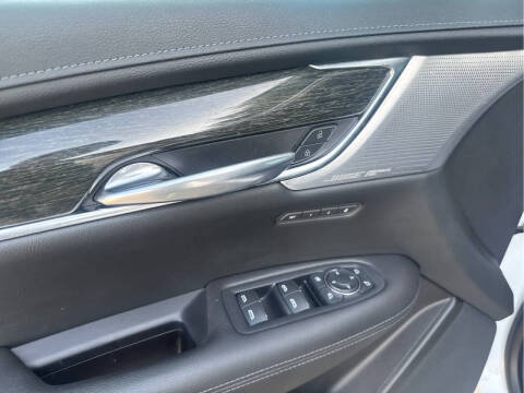 2021 Cadillac XT5 Premium Luxury