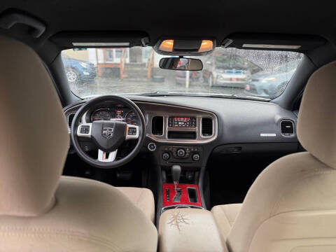 2012 Dodge Charger SE