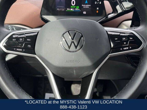 2023 Volkswagen ID.4 Pro