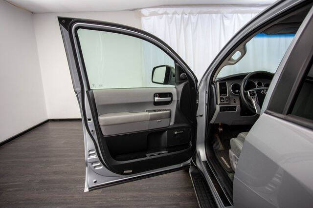 2014 Toyota Sequoia Limited