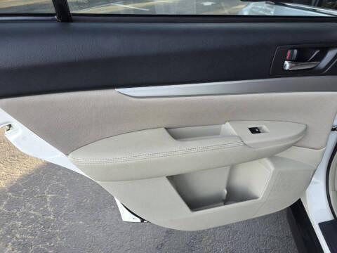 2014 Subaru Outback 2.5i