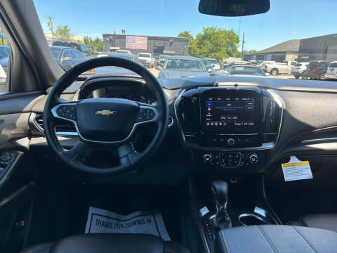 2023 Chevrolet Traverse LT Leather