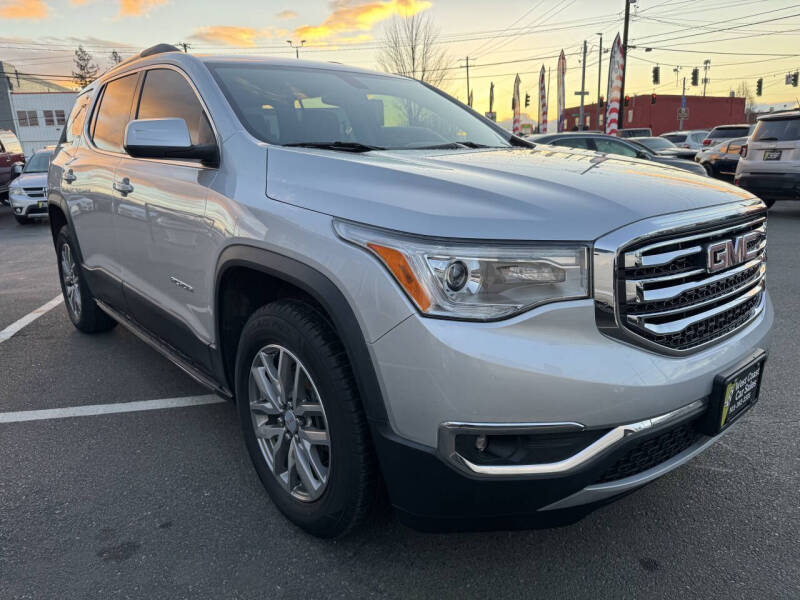 2017 GMC Acadia SLE-2