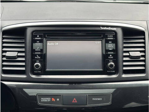 2017 Mitsubishi Lancer