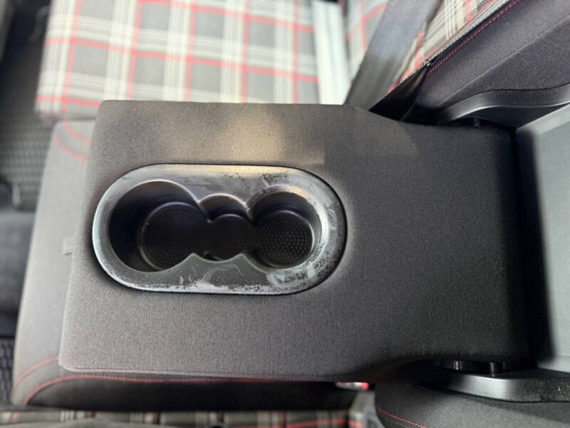 2017 Volkswagen Golf GTI S