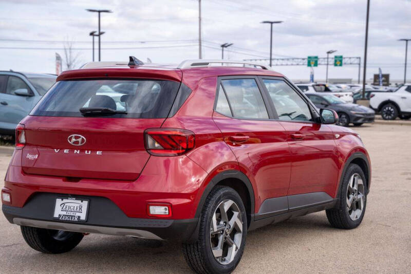 2022 Hyundai Venue SEL