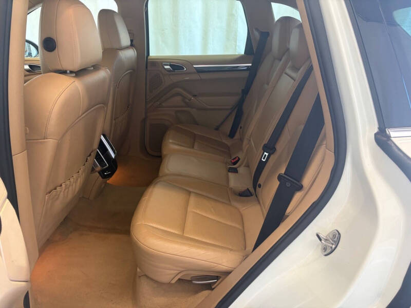 2012 Porsche Cayenne Tiptronic