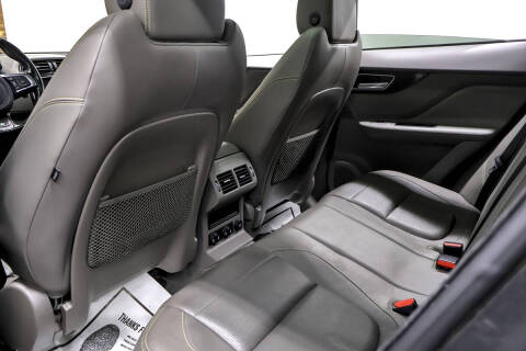 2018 Jaguar F-PACE 35t R-Sport