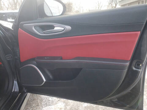 2017 Alfa Romeo Giulia Ti