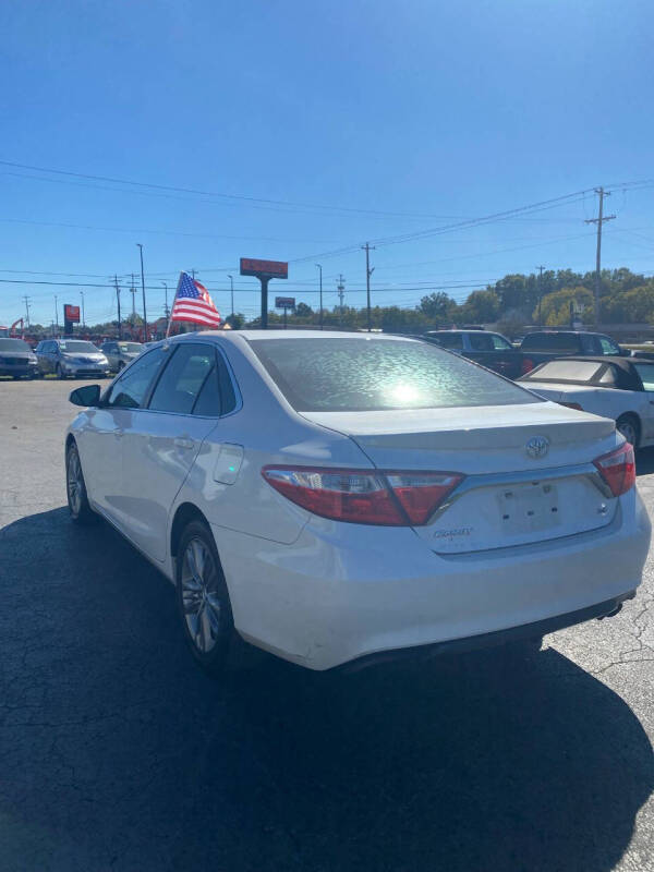 2016 Toyota Camry Special Edition photo 5