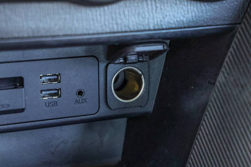 2019 Toyota Yaris LE