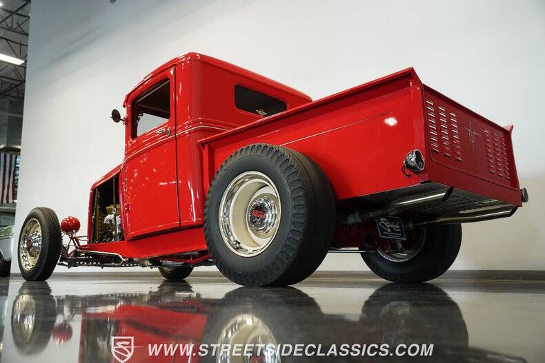 1932 Ford F-100