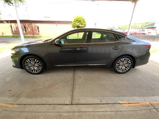 2020 Kia Cadenza Technology