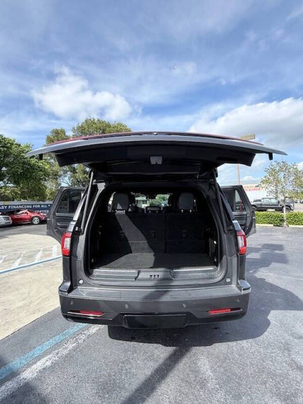 2018 Lincoln Navigator Premiere