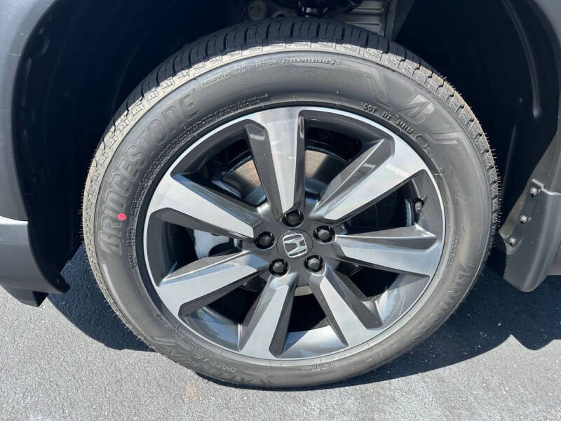 2025 Honda Pilot Touring