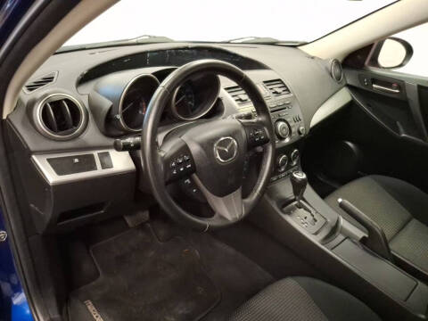 2013 Mazda MAZDA3 i Touring