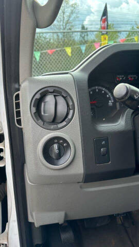 2013 Ford E-Series E-250