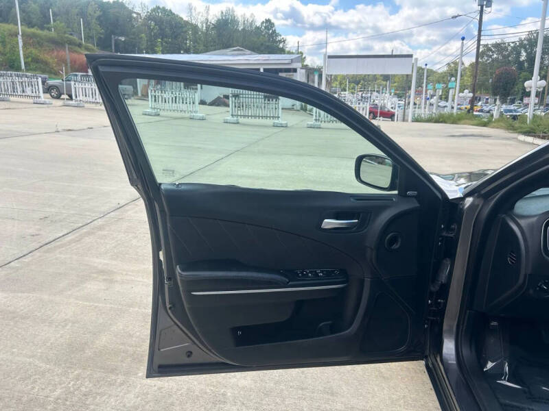 2016 Dodge Charger SXT