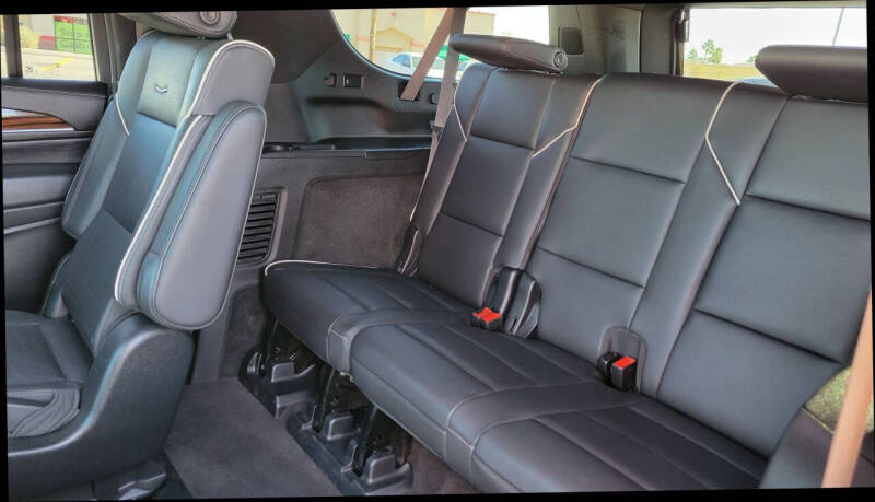 2022 Cadillac Escalade ESV Premium Luxury