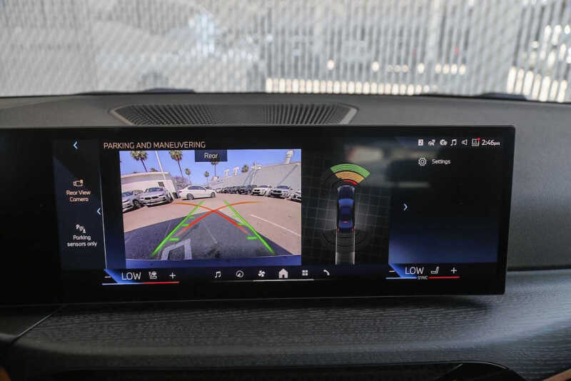 2025 BMW 3 Series 330i xDrive