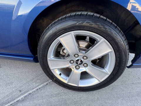 2007 Ford Mustang GT Deluxe