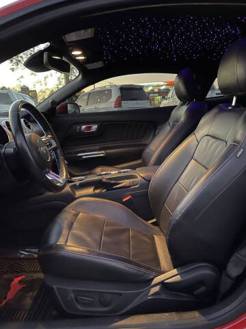 2021 Ford Mustang EcoBoost Premium