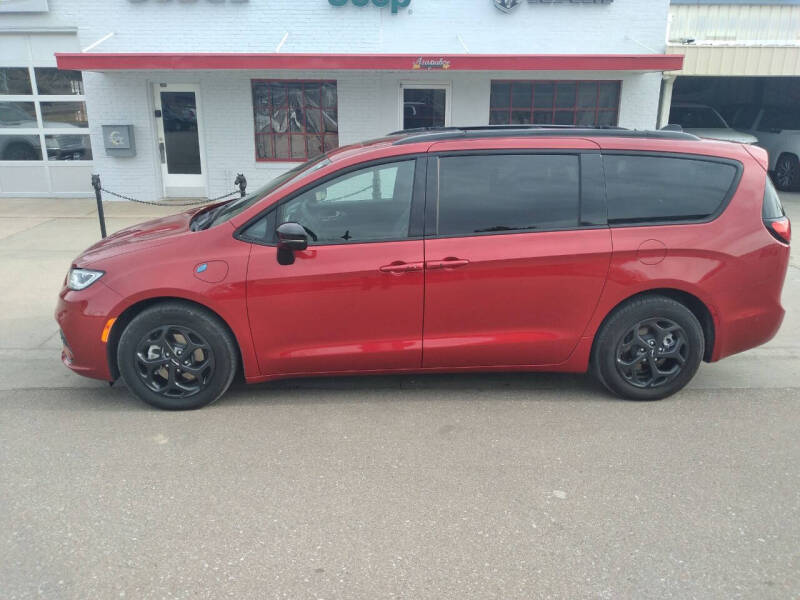 2024 Chrysler Pacifica Plug-In Hybrid Select