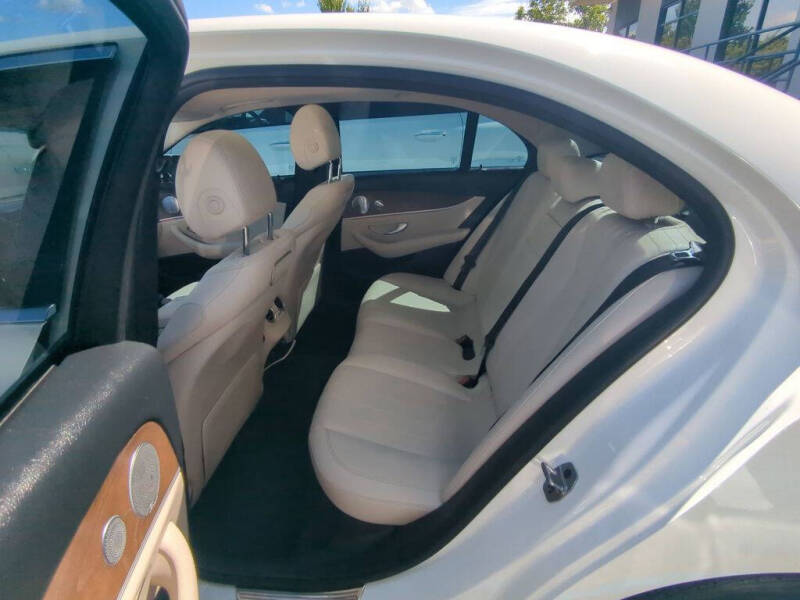 2019 Mercedes-Benz E-Class E 300