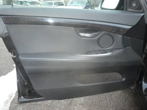 2011 BMW 5 Series 535i xDrive Gran Turismo