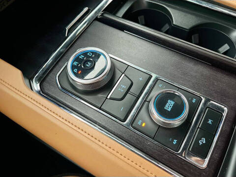 2024 Ford Expedition Platinum