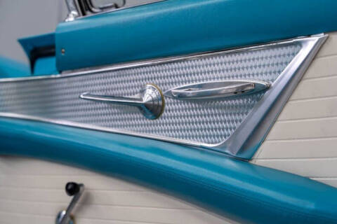 1956 Ford Thunderbird