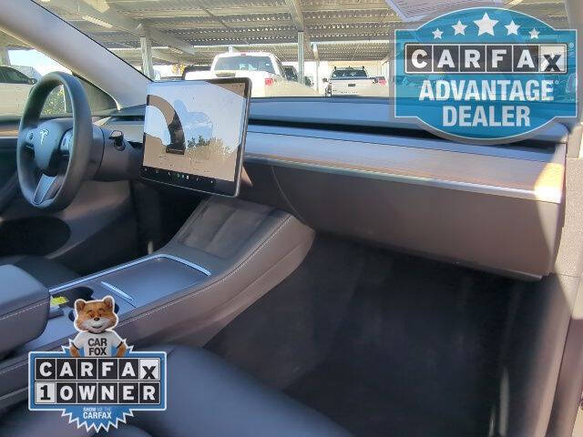 2023 Tesla Model Y Performance