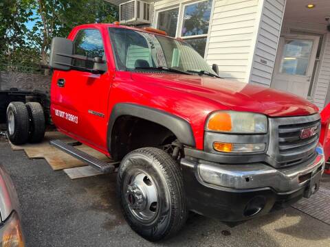 2004 GMC Sierra 3500 for sale at White River Auto Sales in New Rochelle NY