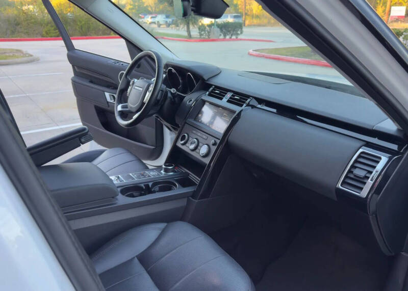 2019 Land Rover Discovery SE