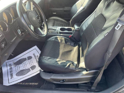 2010 Dodge Challenger SE