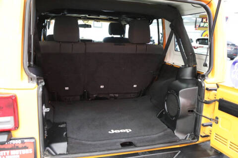 2012 Jeep Wrangler Unlimited Sahara